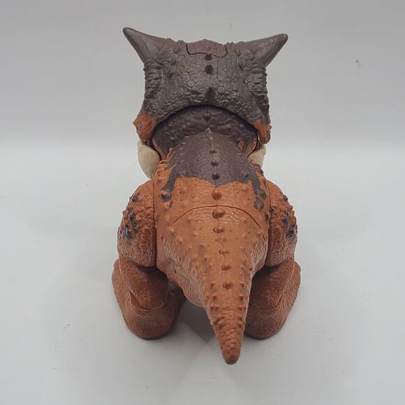 Jurassic World Wild Chompin Carnotaurus Toro Dinosaur Action Figure Cretaceous - Picture 5 of 11